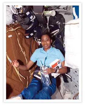 NASA heritage — Nanomesh filter technology